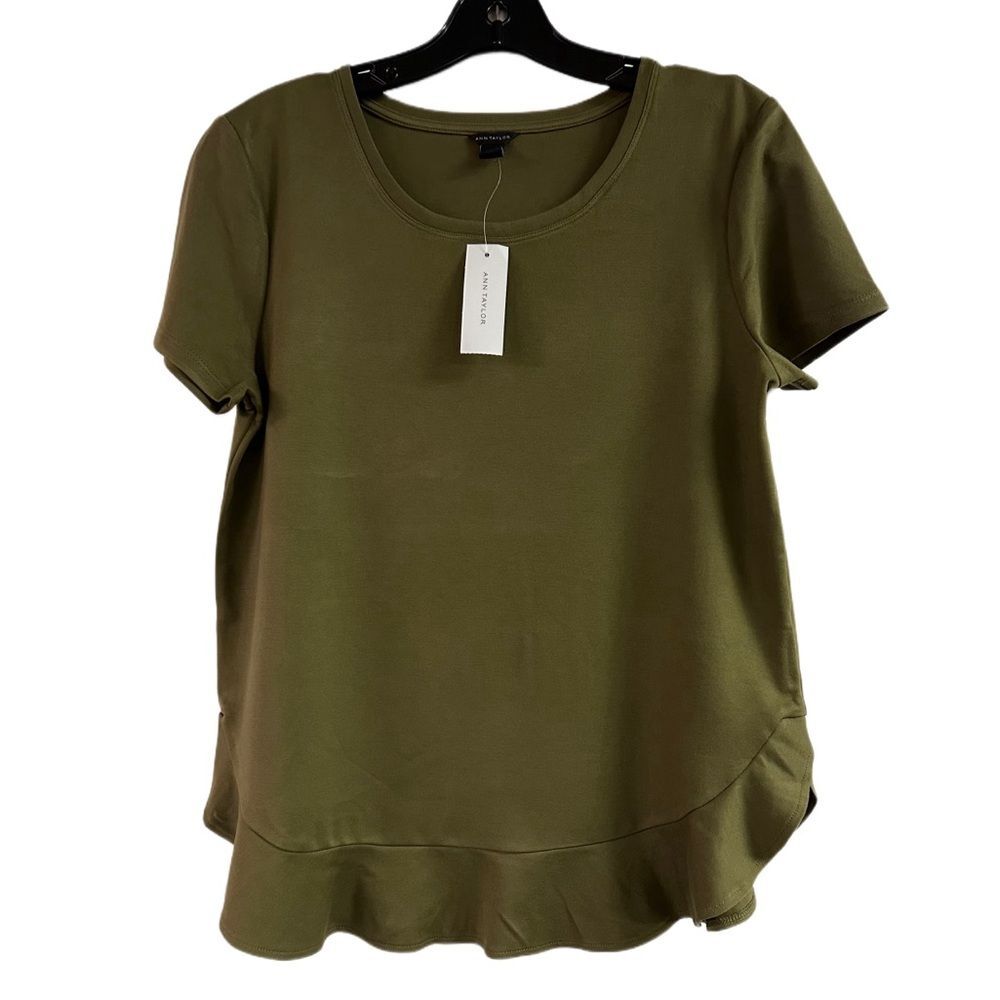 NWT Ann Taylor Green Ruffle Hem Top Size S